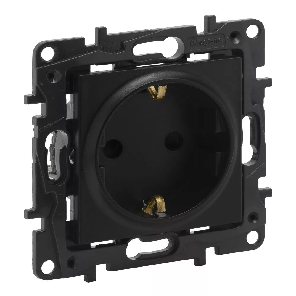 LEGRAND Niloé Step fekete 2P+F csatlakozóaljzat (csavaros) 863521