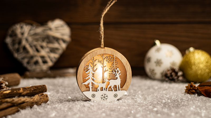 LED karácsonyi tájkép,szarvas,fa, elemes, Timer 6+18h, 1LED, 3000K, 2xLR44,CHRAFRD1WW