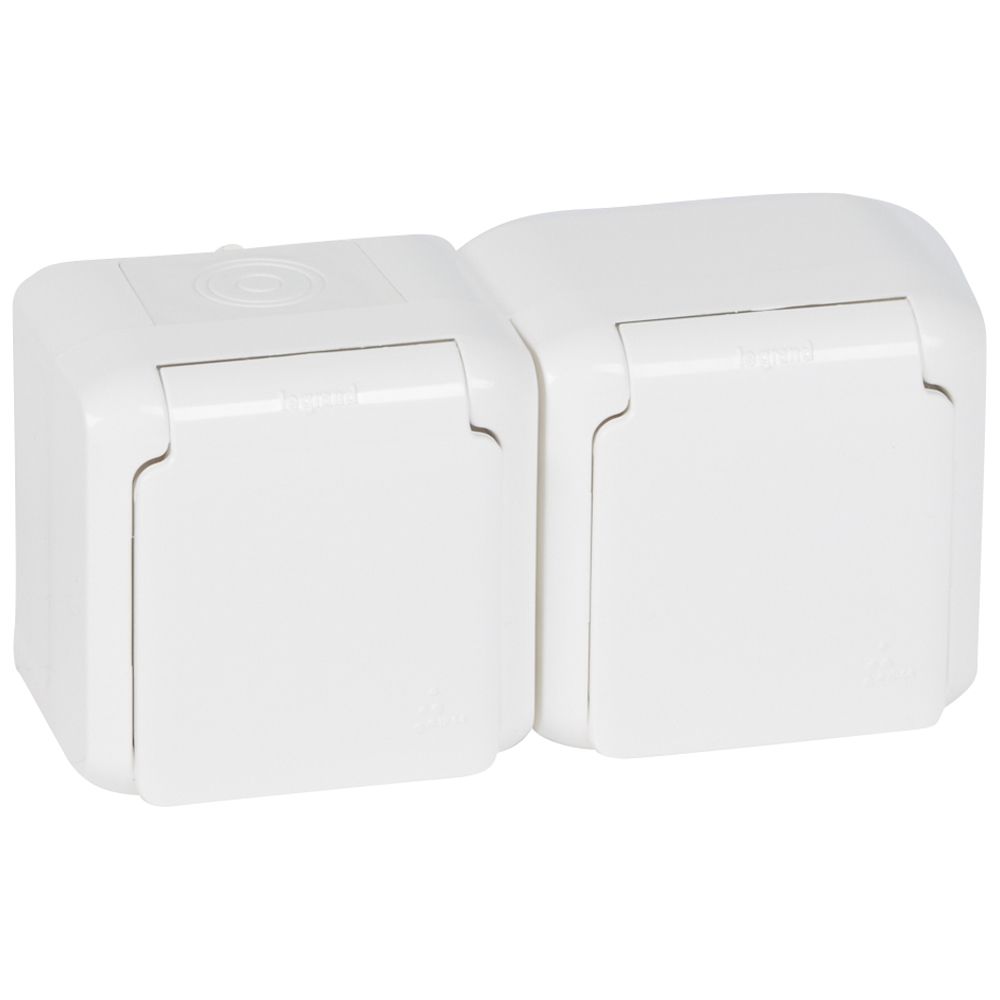 Legrand Forix IP44 fk 2xLegrand 2p+F földelt csatlakozóaljzat, 16A, csapófedéllel, biztonsági zsaluval, fehér