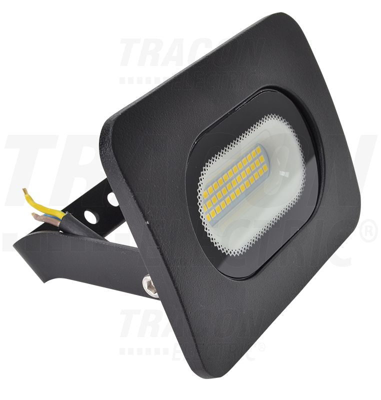 Tracon LED reflektor, RSMDL széria Fekete 220-240V AC, 20W, 4000K, IP65, 1600lm, EEI=G