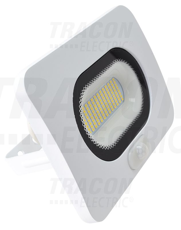 Tracon LED reflektor, RSMDLFM széria Fehér Mozgásérzékelővel 50W, 4000K, IP65, 220-240V AC, 4000lm, 110°, 3-10m, EEI=G