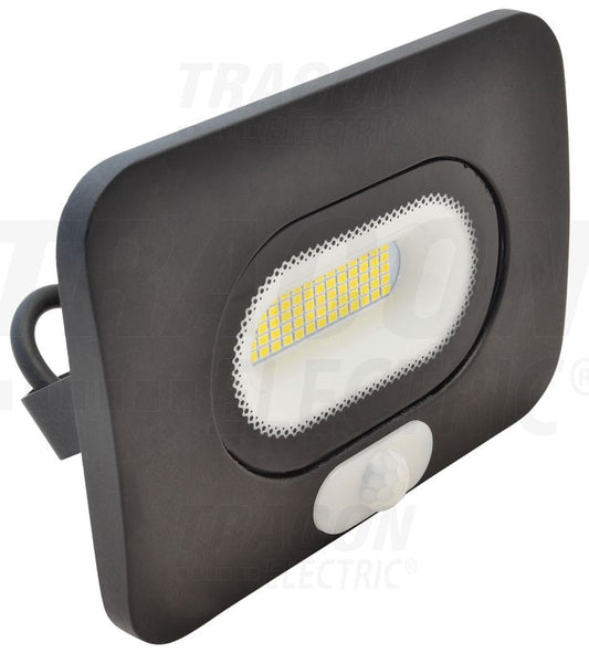 Tracon LED reflektor, RSMDLM széria  Fekete  Mozgásérzékelővel  220-240V AC, 10W, 4000K, IP65, 800lm, 110°, 3-10m, EEI=G