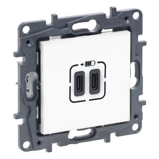 LEGRAND Niloé Step fehér 2xUSB-C töltőaljzat 5V 3A 15W 863139