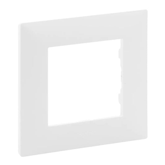LEGRAND Niloé Step fehér keret 1-es 863191