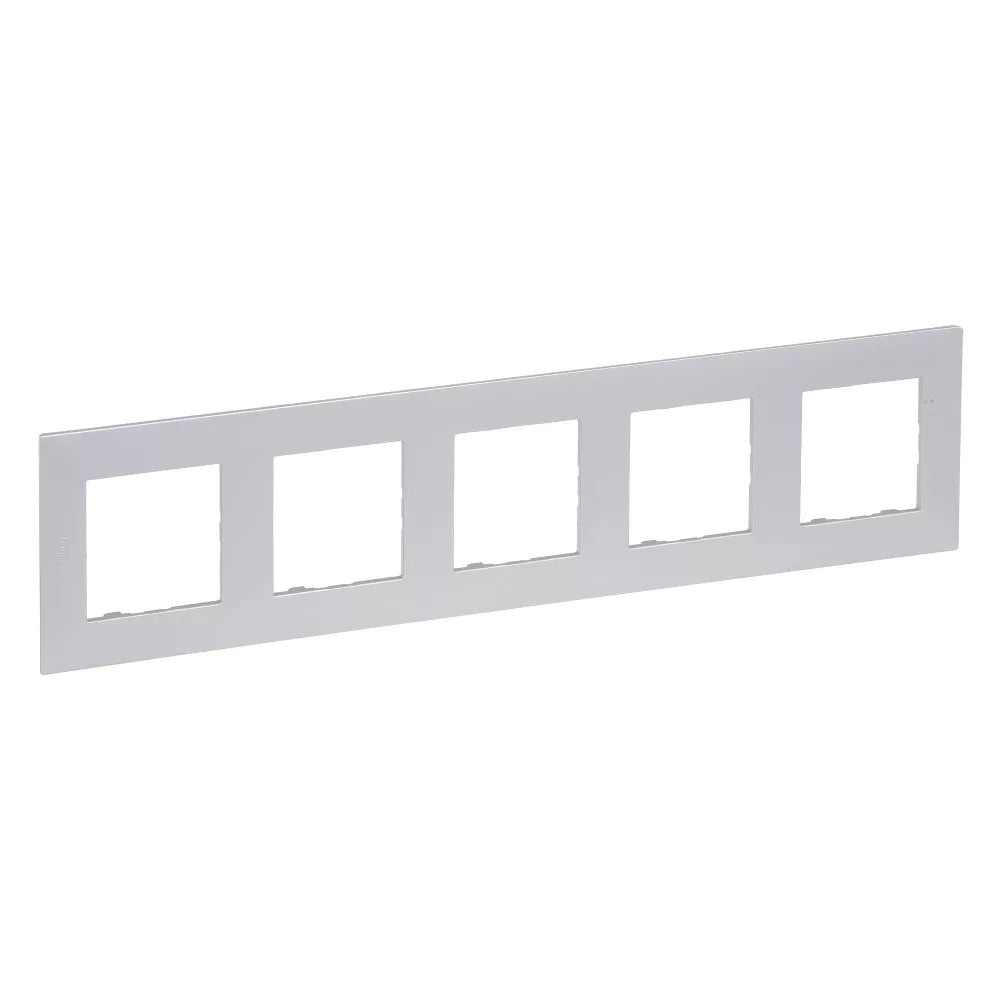 LEGRAND Niloé Step alumínium keret 5-ös 863395