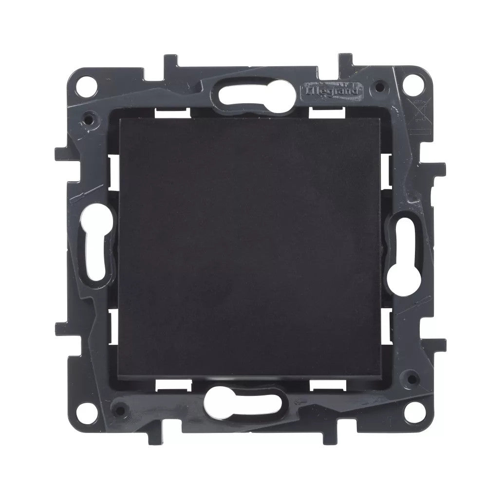 LEGRAND Niloé Step fekete N101 egypólusú nyomó, 6A 863509