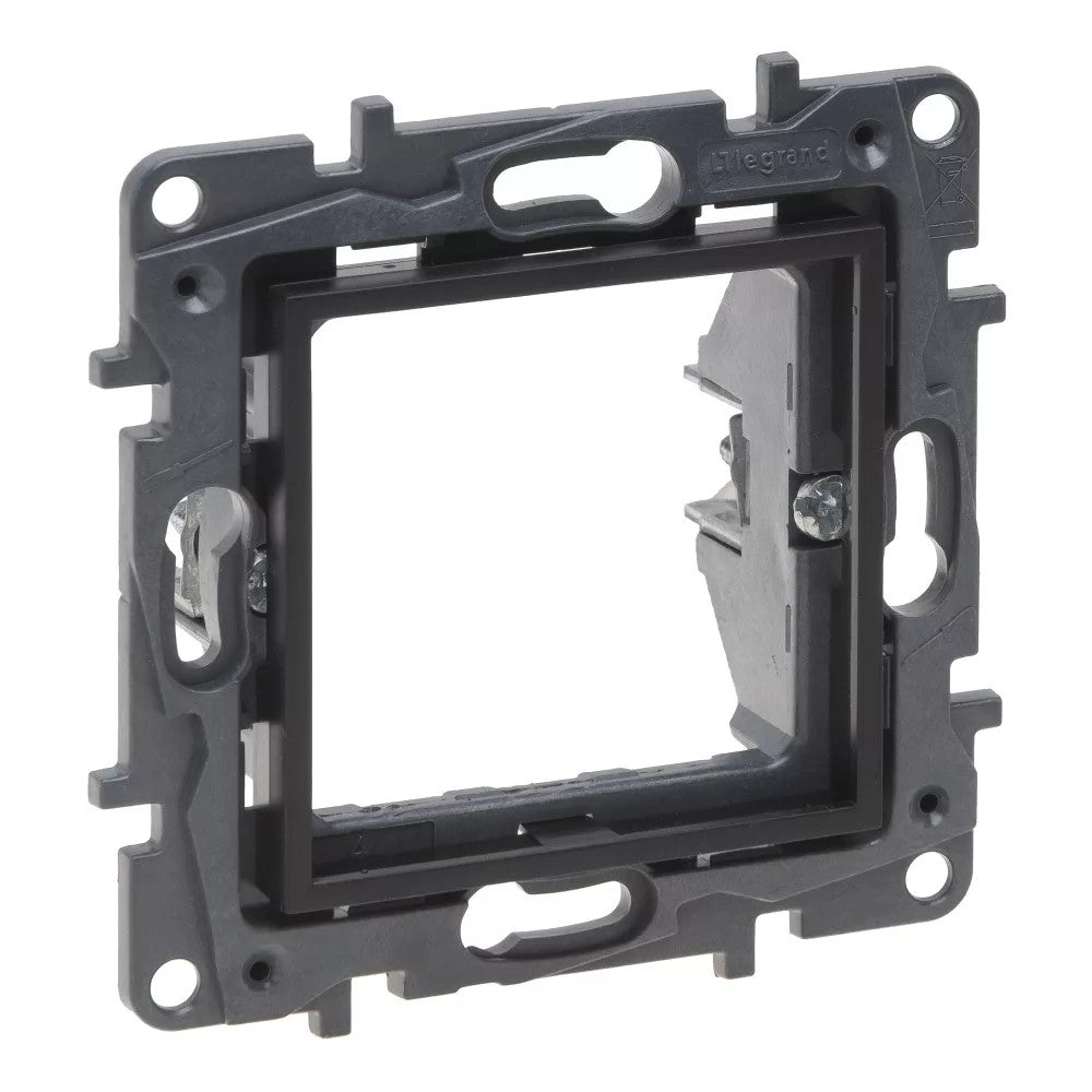 LEGRAND Niloé Step fekete adapter Program Mosaic-hoz 863589
