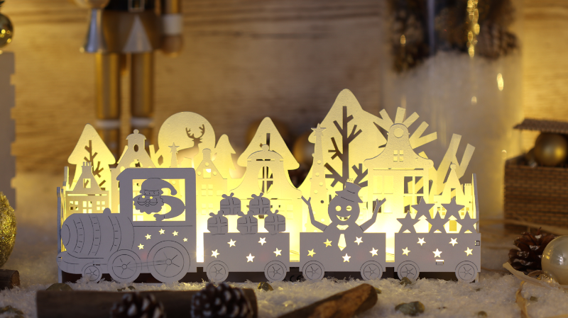 LED karácsonyi vonat, fa, fehér, elemes Timer 6+18h,10LED, 3000K, 3xAA CHRTRAWW10WW