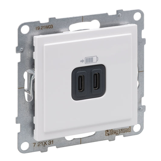 LEGRAND Suno fehér 2xUSB-C csatlakozóaljzat, 3 A - 15 W, keret nélkül 721131