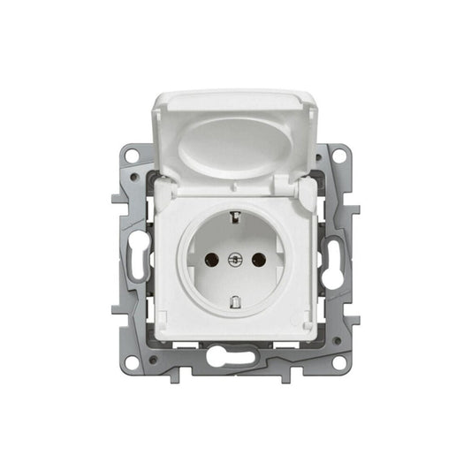 Legrand Niloé Legrand 2p+F aljzat IP44 biztonsági zsaluval, fehér 764531