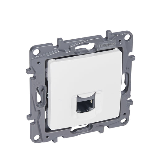 Legrand Niloé RJ45 Cat.6 FTP körmös aljzat, fehér 764577