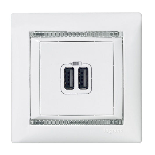Legrand Valena 2xUSB töltő aljzat, 1500 mA, fehér