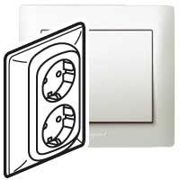 Legrand Galea Life 2xLegrand 2p+F aljzat, csavaros, gyöngyház